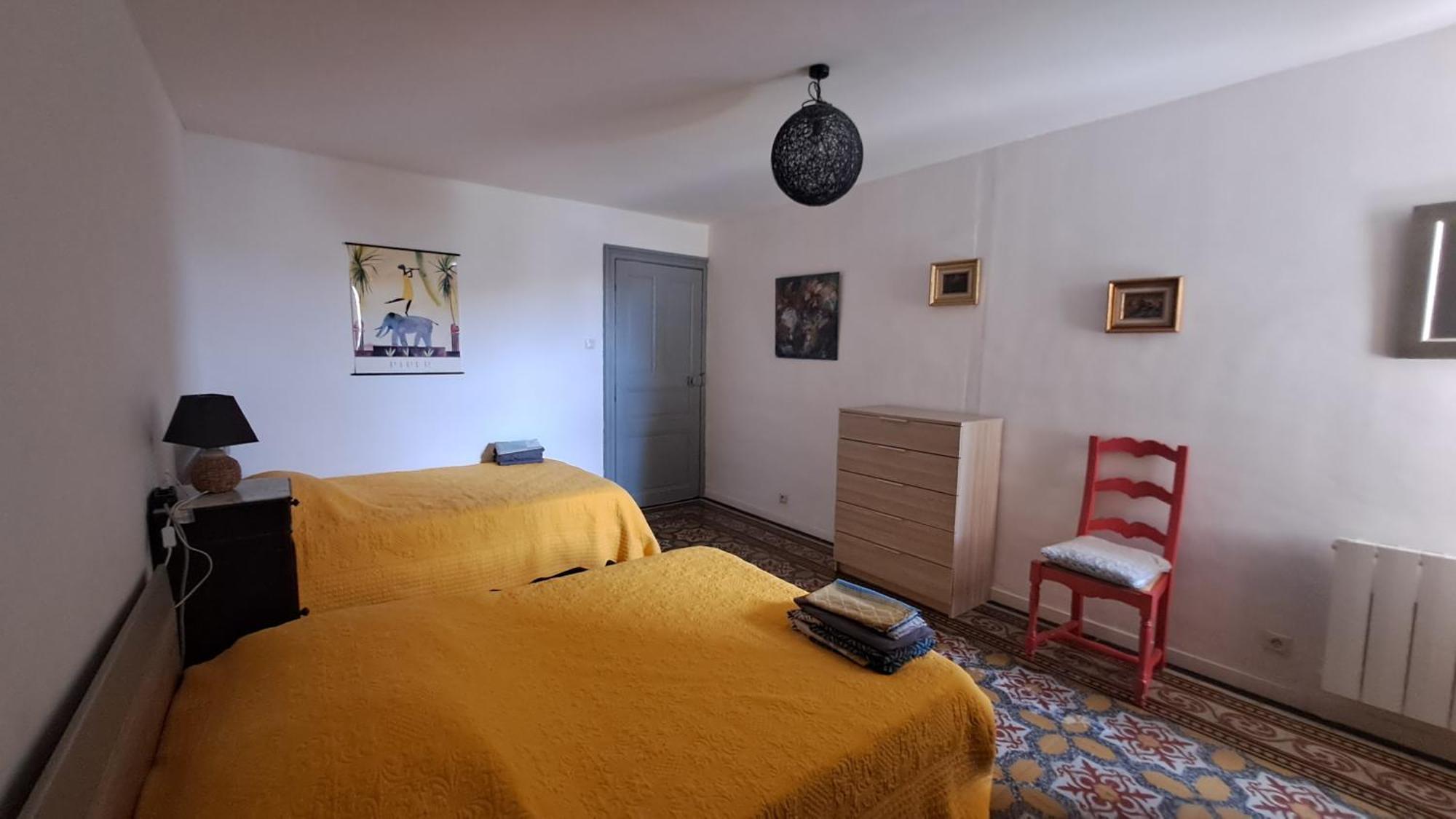 Pres Du Port -Lsm30Conciergerie- Villa Saint-Gilles  Room photo